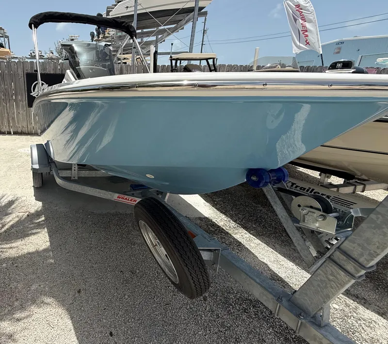 The Image of Boston Whaler 130 Super Sport 2026 - 0