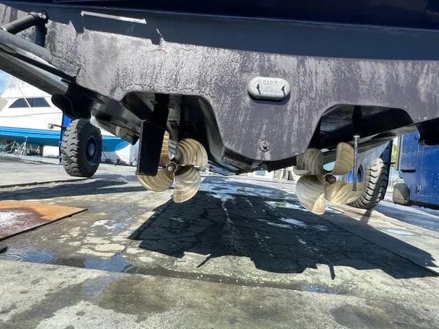 Slide: The Image of Sea Ray 420 Sundancer 2005 - 50