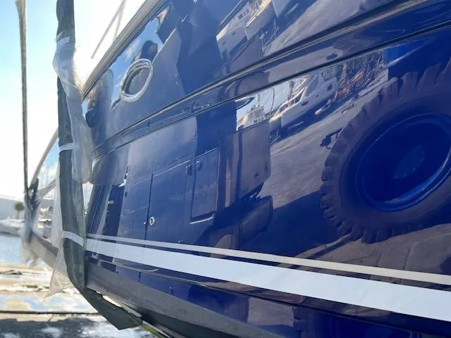 Slide: The Image of Sea Ray 420 Sundancer 2005 - 58