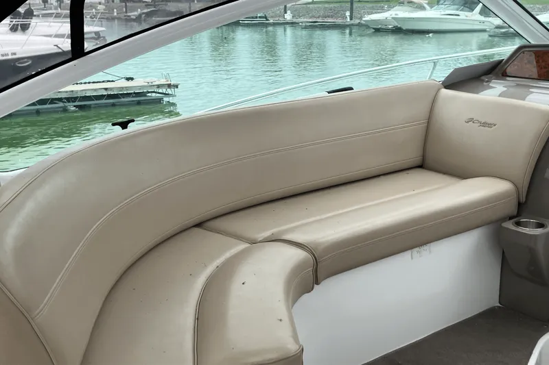 Slide: The Image of Cruisers Yachts 360 EXPRESS 2008 - 7