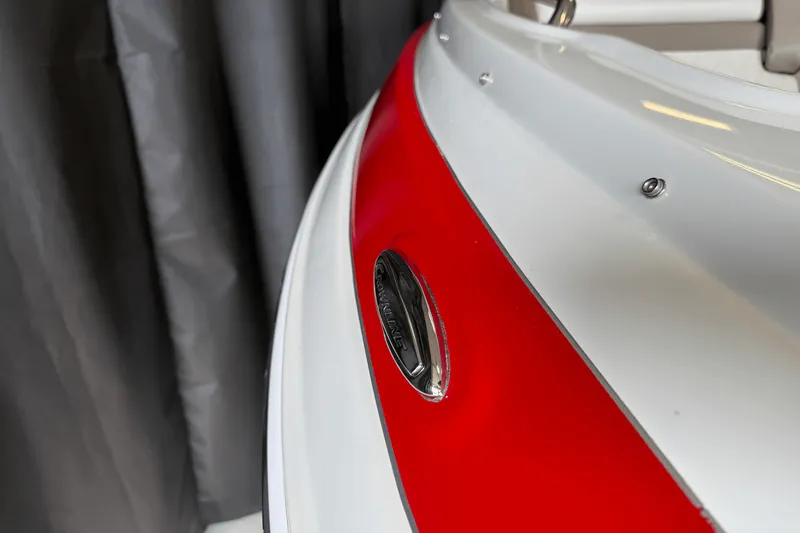 Slide: The Image of Crownline Boats E23 2018 - 103