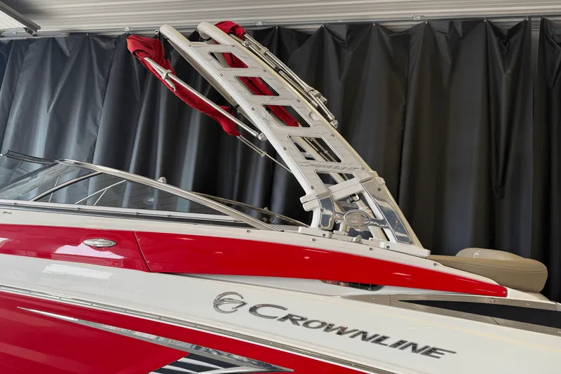 Slide: The Image of Crownline Boats E23 2018 - 107