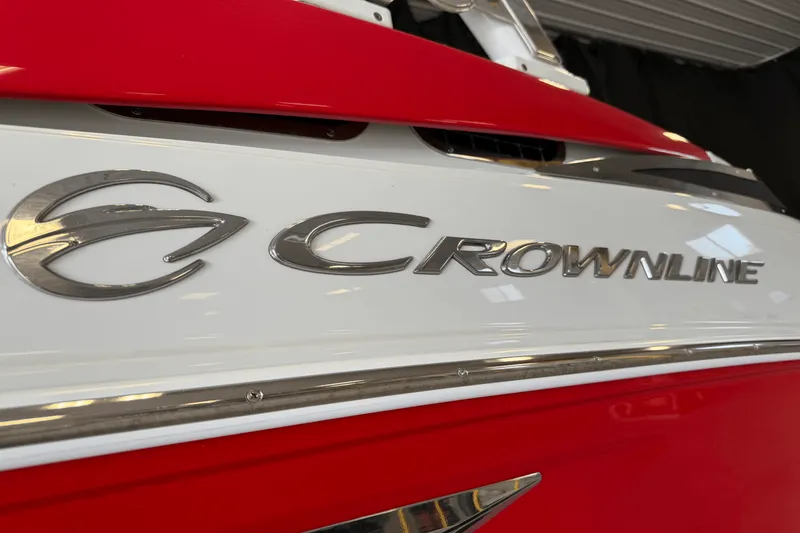 Slide: The Image of Crownline Boats E23 2018 - 109