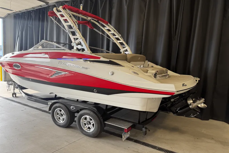 Slide: The Image of Crownline Boats E23 2018 - 3