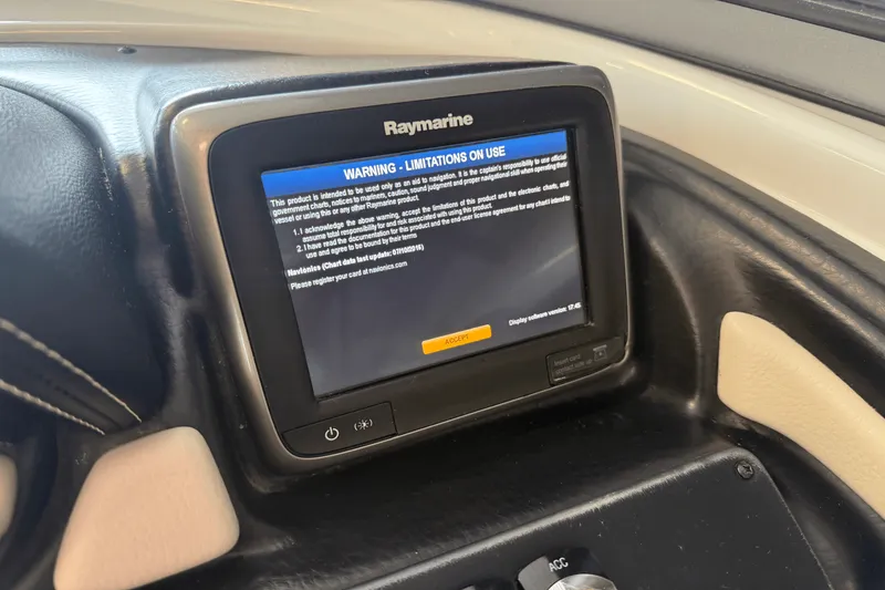 Slide: The Image of Crownline Boats E23 2018 - 71