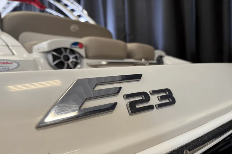 Slide: The Image of Crownline Boats E23 2018 - 9