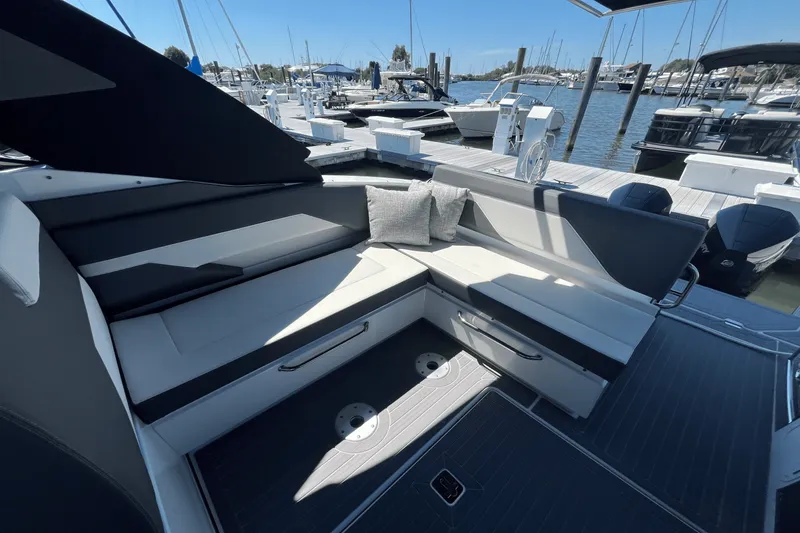 Slide: The Image of Cruisers Yachts 34 GLS Outboard 2024 - 2