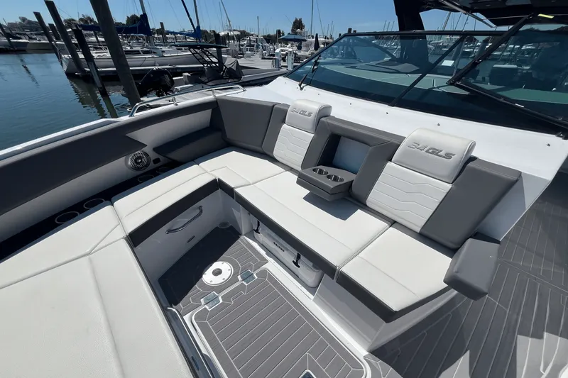 Slide: The Image of Cruisers Yachts 34 GLS Outboard 2024 - 26