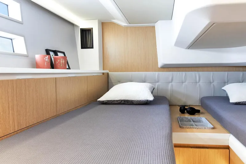 Slide: The Image of Manufacturer Provided Image - 19