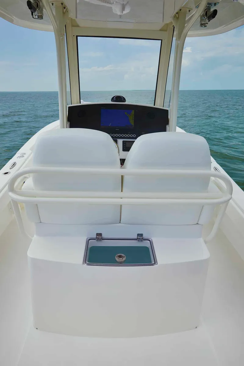 Slide: The Image of Regulator Marine 26XO 2019 - 17