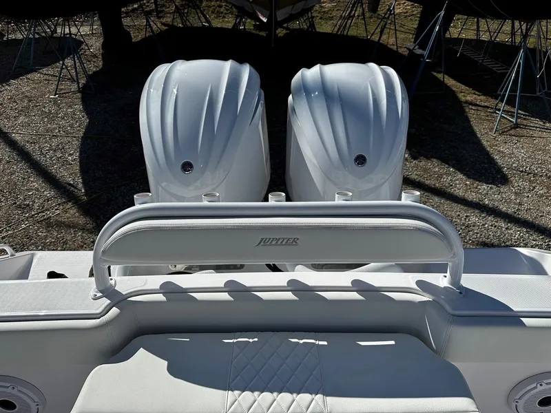 Slide: The Image of Jupiter 32 Center Console 2023 - 26