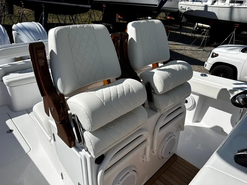 Slide: The Image of Jupiter 32 Center Console 2023 - 31