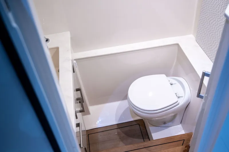 Slide: The Image of Jupiter 32 Center Console 2023 - 37