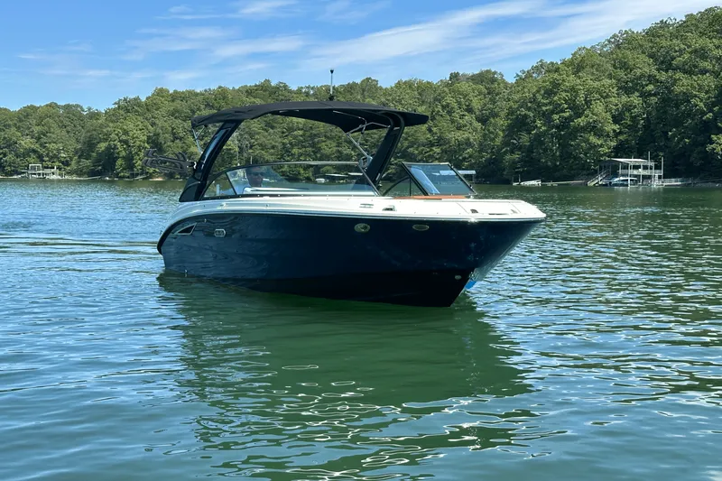 Slide: The Image of Sea Ray SDX 230 Surf 2026 - 7