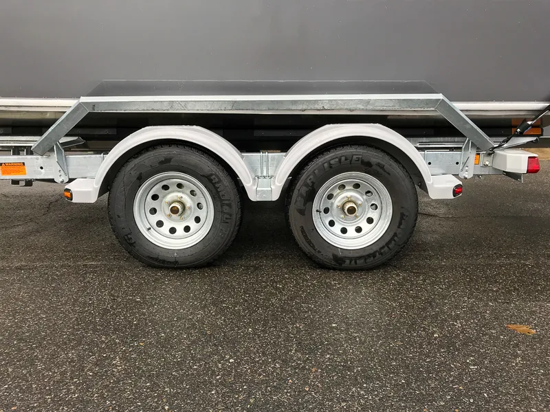 Slide: The Image of North River 25 Seahawk Fastback 2026 - 23