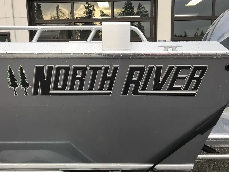 Slide: The Image of North River 25 Seahawk Fastback 2026 - 25