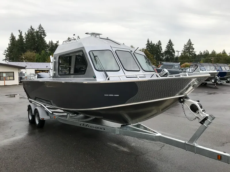 Slide: The Image of North River 25 Seahawk Fastback 2026 - 5