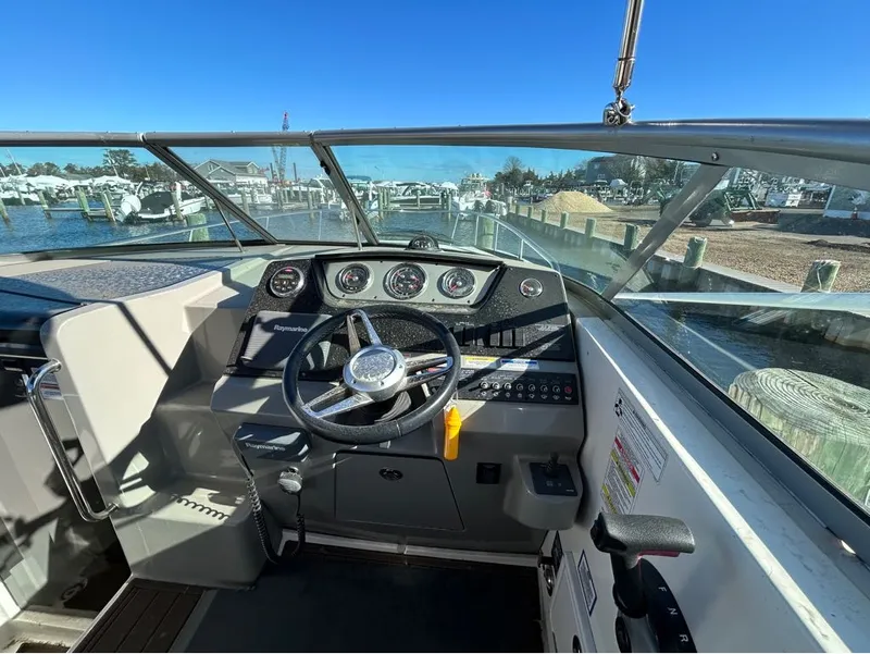 Slide: The Image of Sea Ray 280 SUNDANCER 2015 - 6