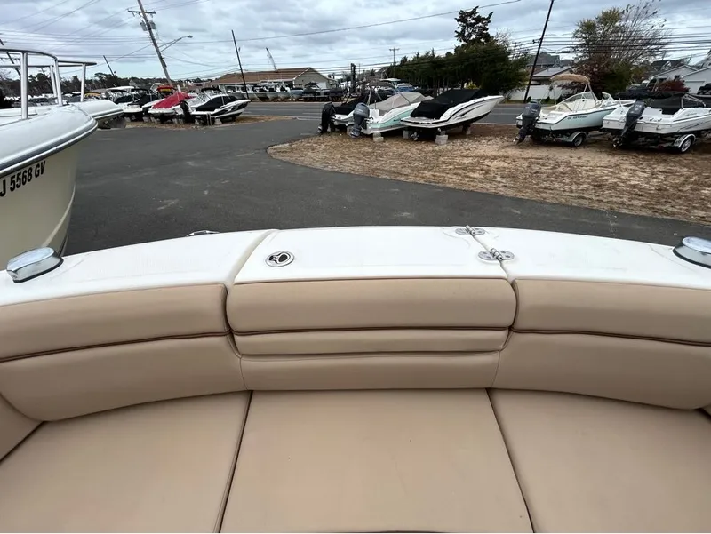 Slide: The Image of Sea Ray 27SD 2016 - 25
