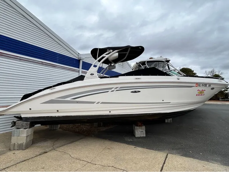 Slide: The Image of Sea Ray 27SD 2016 - 3