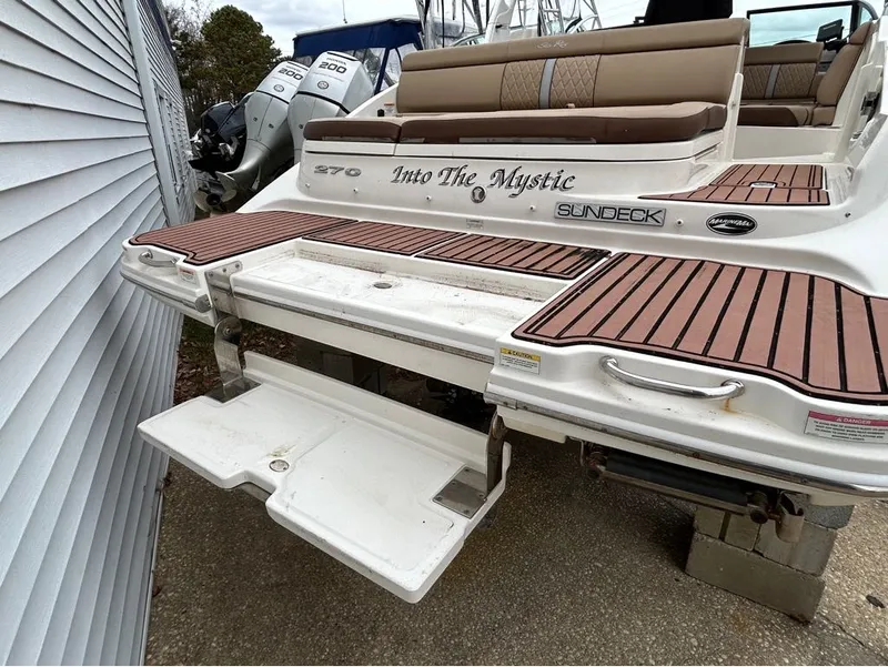 Slide: The Image of Sea Ray 27SD 2016 - 6