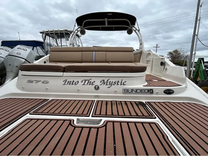 Slide: The Image of Sea Ray 27SD 2016 - 5