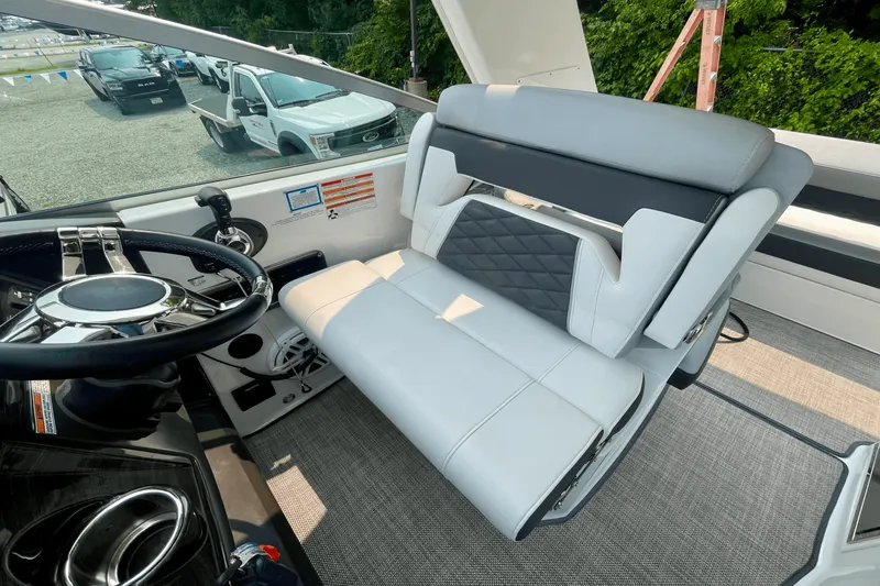 Slide: The Image of Monterey 295 SY 2021 - 24