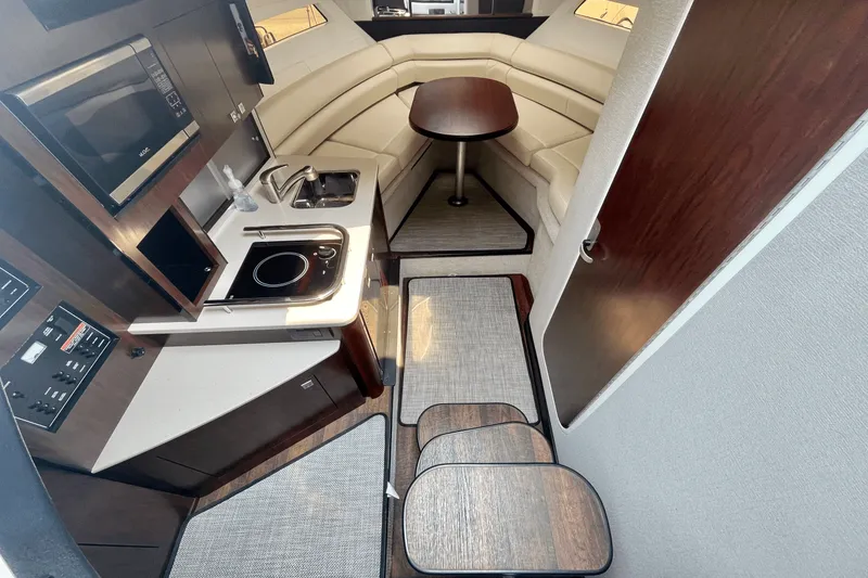 Slide: The Image of Monterey 295 SY 2021 - 30