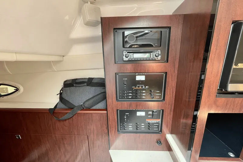 Slide: The Image of Monterey 295 SY 2021 - 34