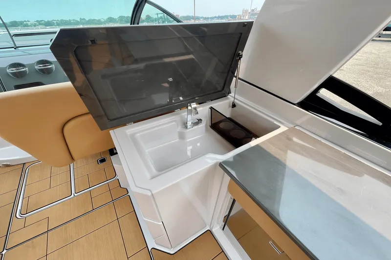 Slide: The Image of Aviara AV36 2022 - 15