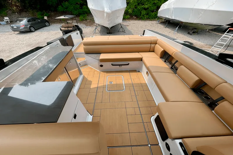 Slide: The Image of Aviara AV36 2022 - 20