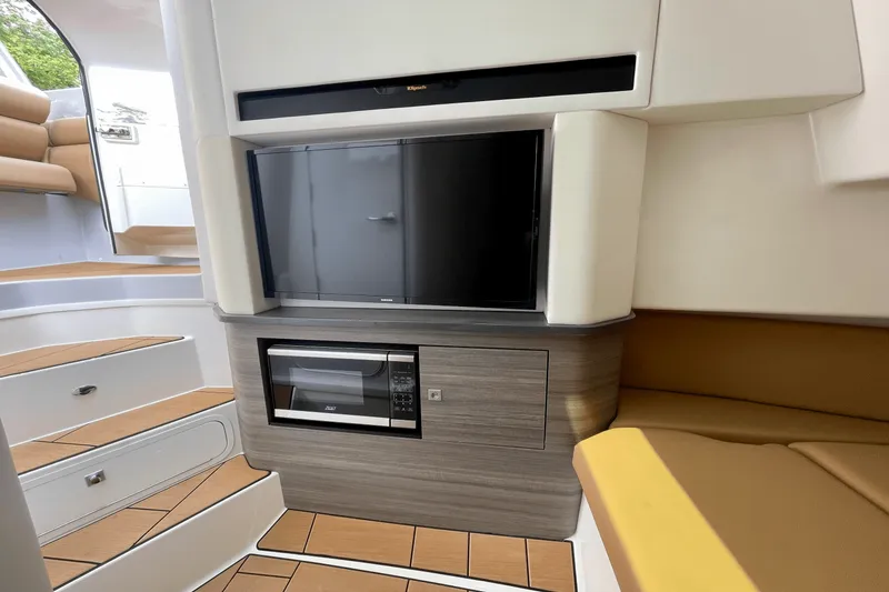 Slide: The Image of Aviara AV36 2022 - 28