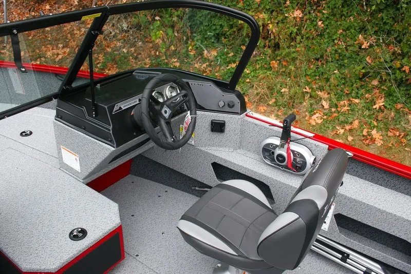 Slide: The Image of Lund 1675 Adventure Sport 2026 - 5