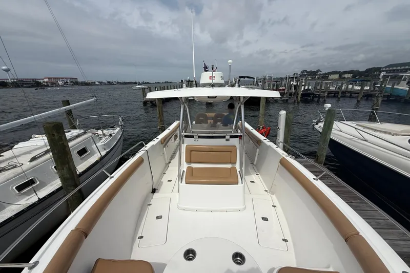 Slide: The Image of Century 3200 Offshore 2007 - 6