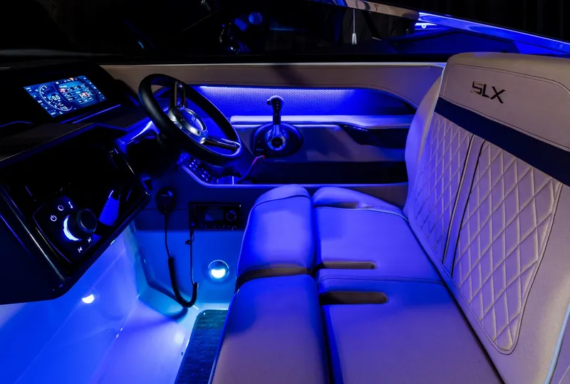 Slide: The Image of Sea Ray 280 SLX 2016 - 12