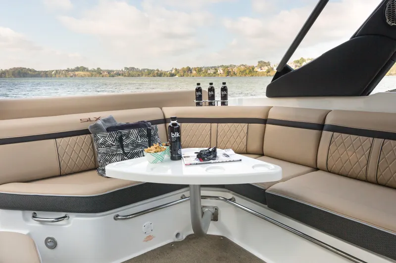 Slide: The Image of Sea Ray 280 SLX 2016 - 23