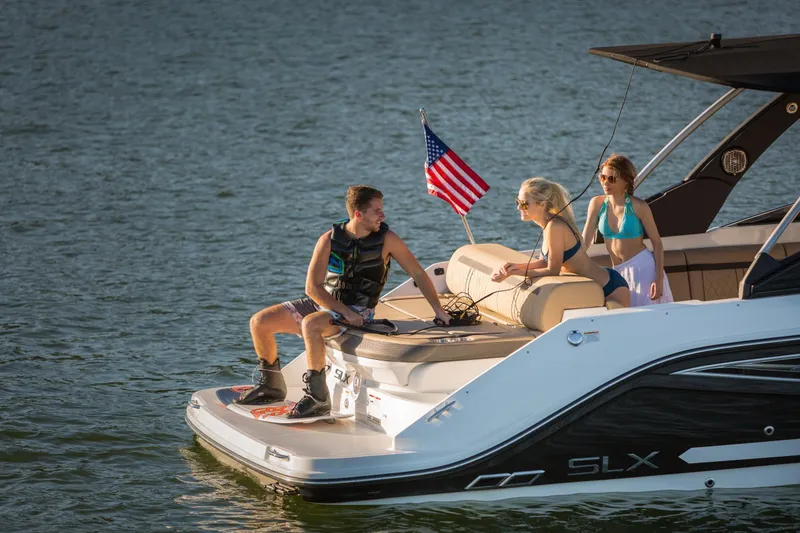 Slide: The Image of Sea Ray 280 SLX 2016 - 30