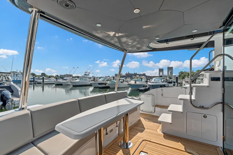 Slide: The Image of Cruisers 50 FLY 2027 - 9