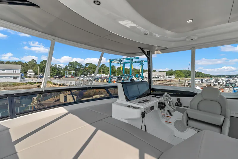 Slide: The Image of Cruisers 50 FLY 2027 - 52