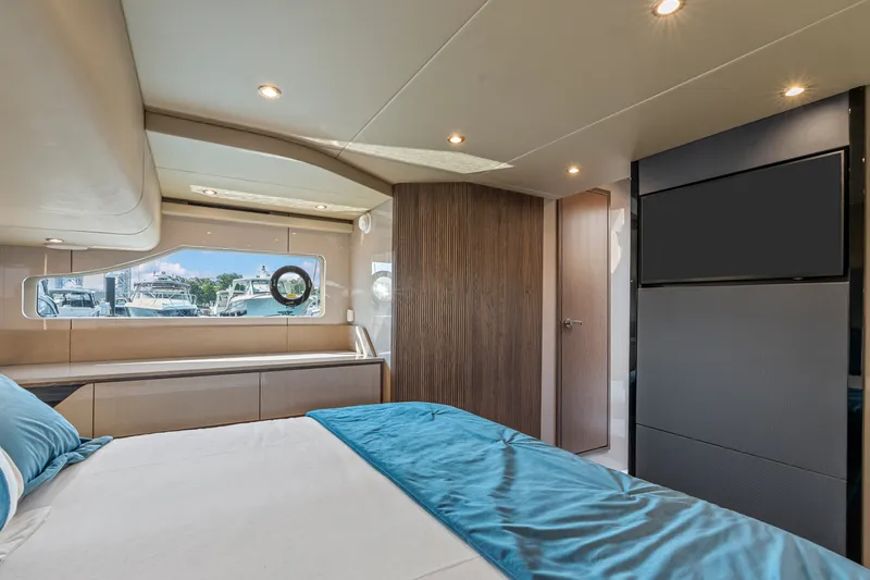 Slide: The Image of Cruisers 50 FLY 2027 - 37