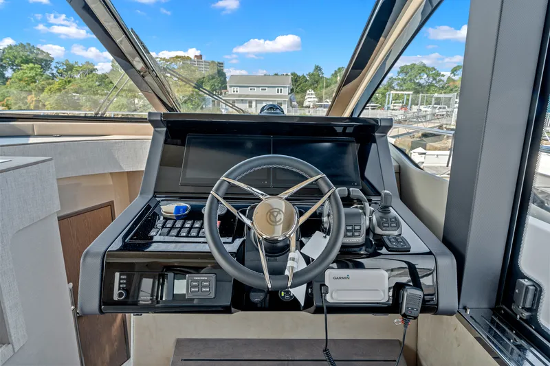 Slide: The Image of Cruisers 50 FLY 2027 - 21
