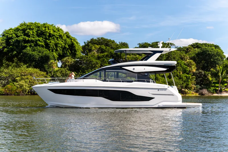 Slide: The Image of Cruisers 50 FLY 2027 - 31