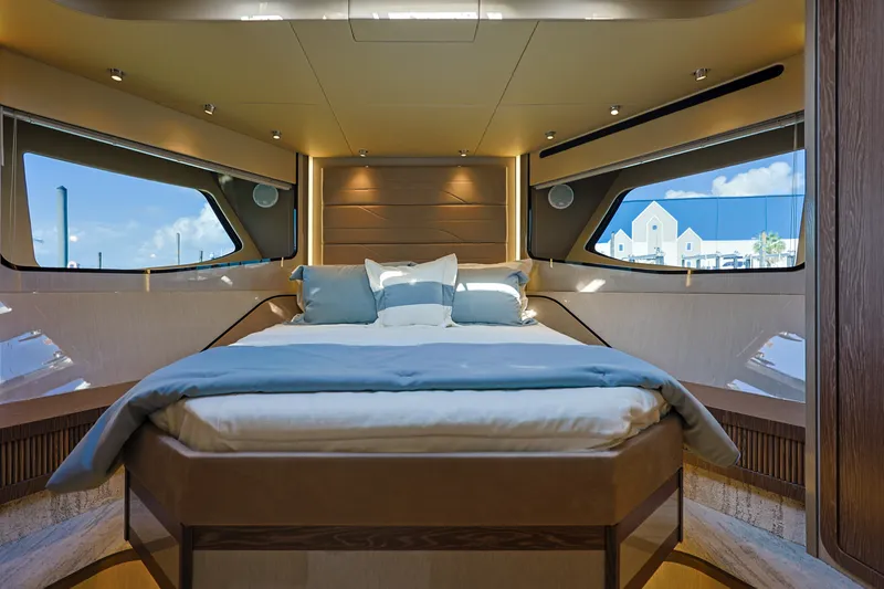 Slide: The Image of Cruisers 57 FLY 2027 - 47