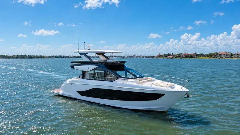 Slide: The Image of Cruisers 57 FLY 2027 - 4