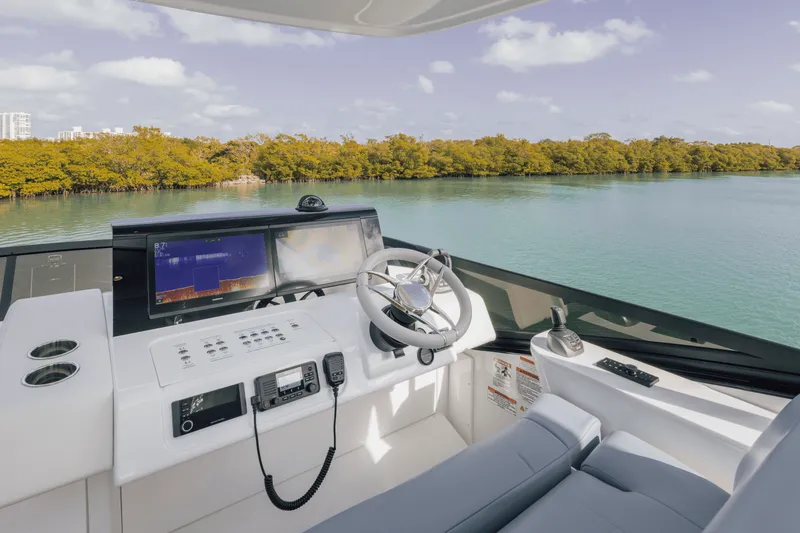Slide: The Image of Cruisers 57 FLY 2027 - 47