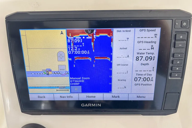 Slide: The Image of Boston Whaler 170 MONTAUK 2021 - 6