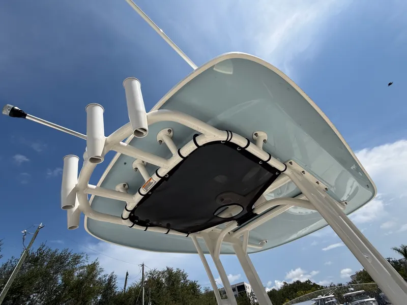 Slide: The Image of Boston Whaler 25 DAUNTLESS 2024 - 11