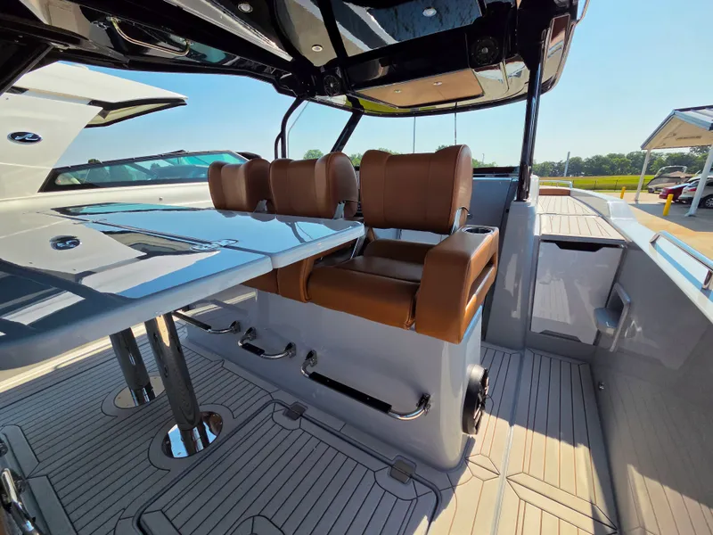 Slide: The Image of Cruisers 38 VTR 2027 - 19