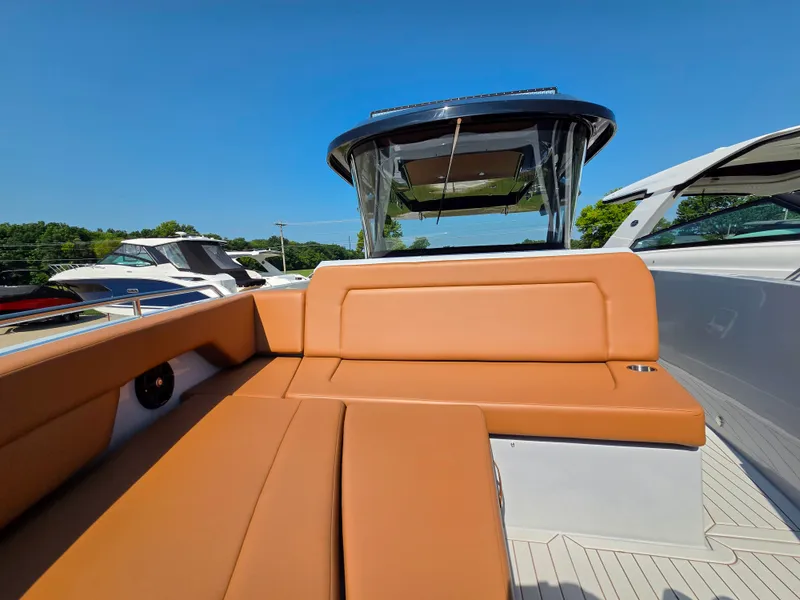 Slide: The Image of Cruisers 38 VTR 2027 - 39