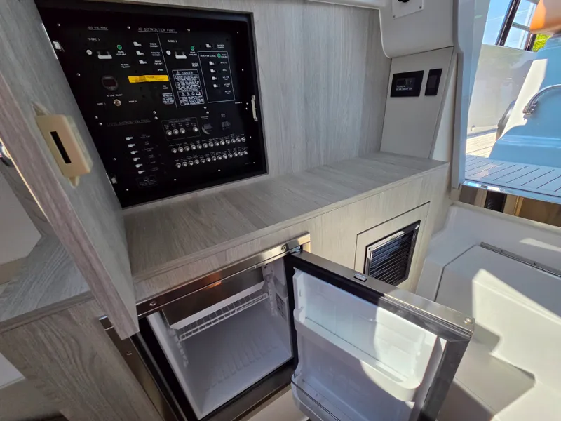 Slide: The Image of Cruisers 38 VTR 2027 - 27